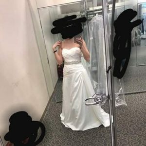 Wedding dress size 6